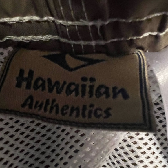 Green Swim Trunks with Elastic Waistband - Picture 4 of 4